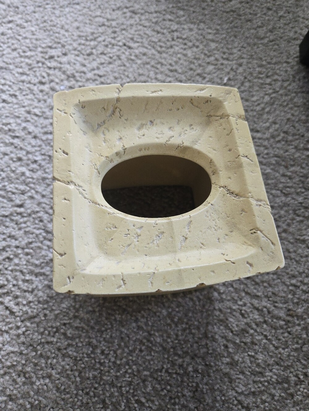 Tissue Holder